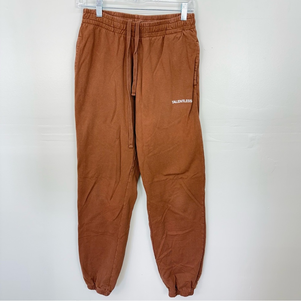 TALENTLESS Brown Joggers E15